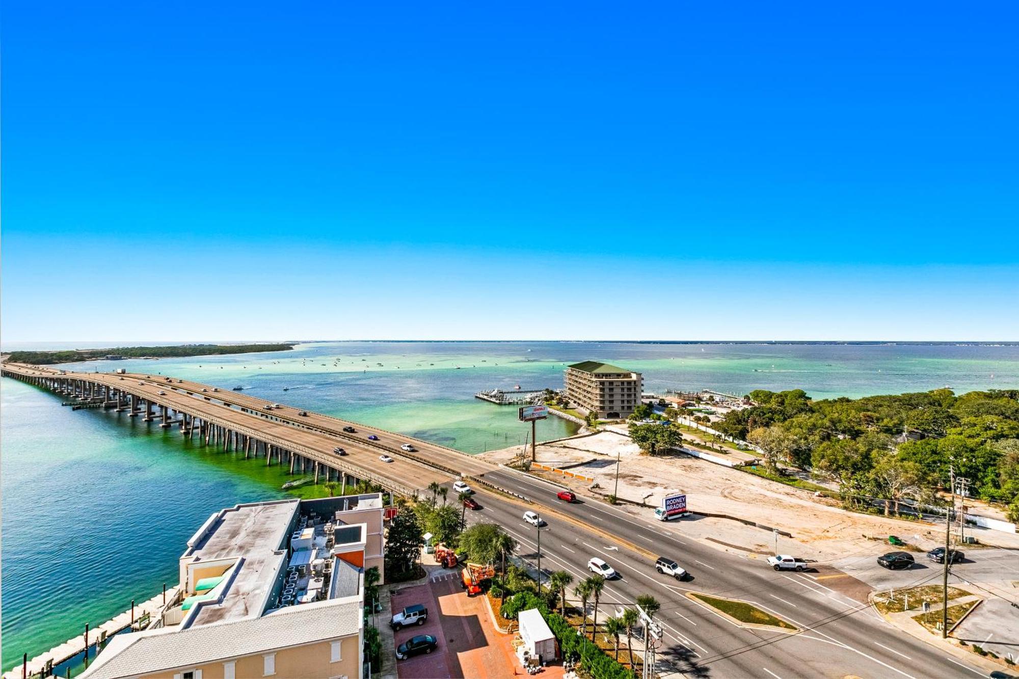 Emerald Grande Destin Rum bild