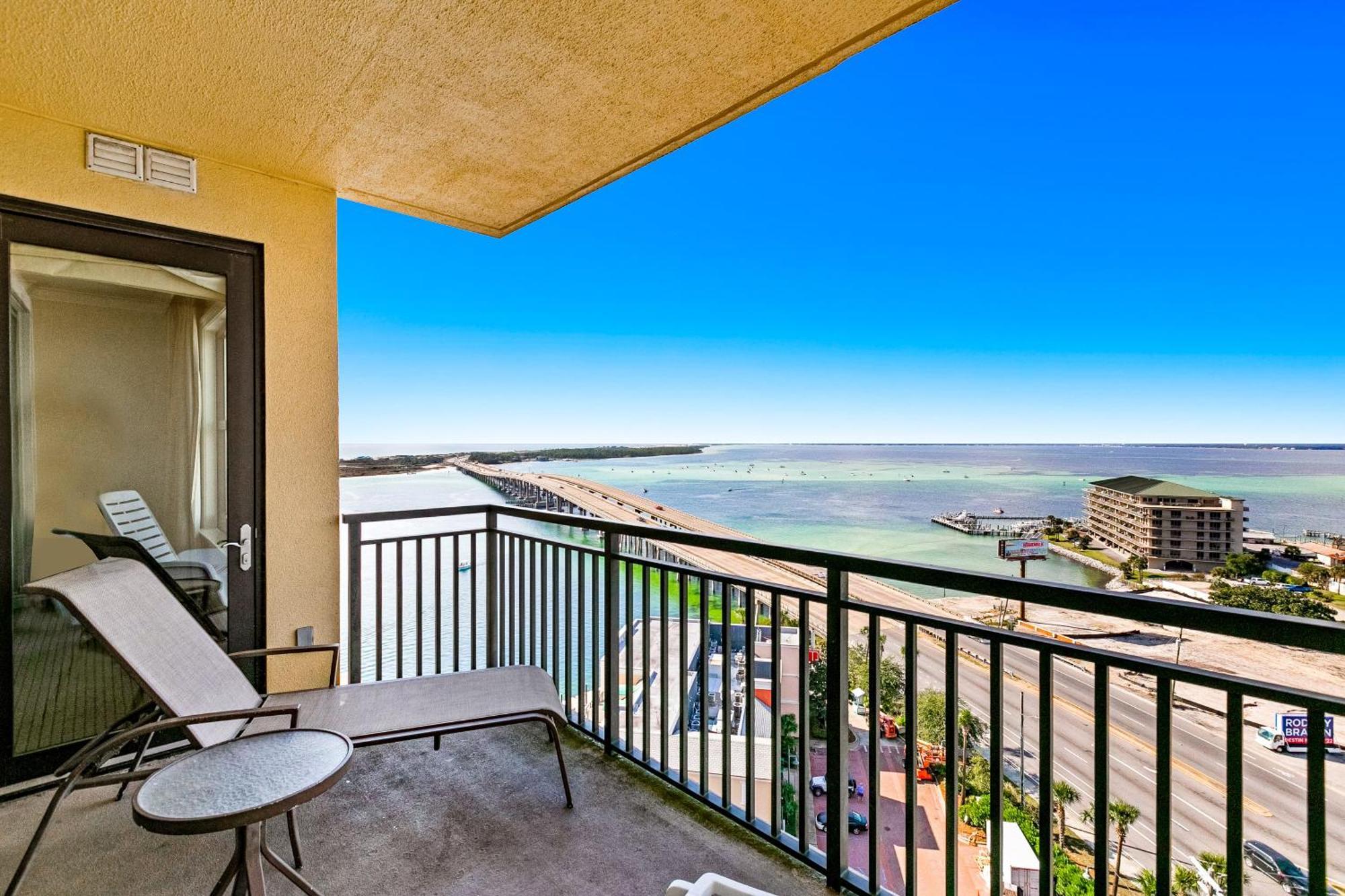 Emerald Grande Destin Rum bild